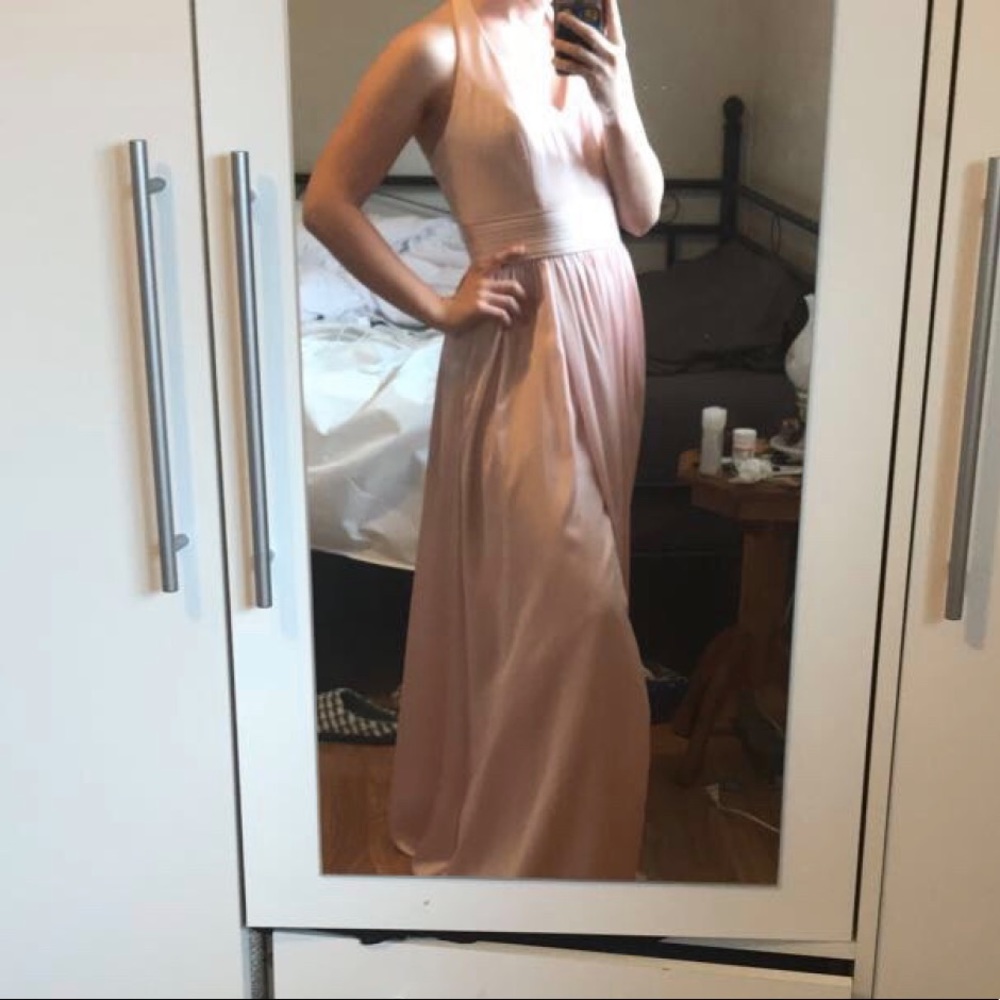 Vera Wang Prom Dress - Picture 3 of 5